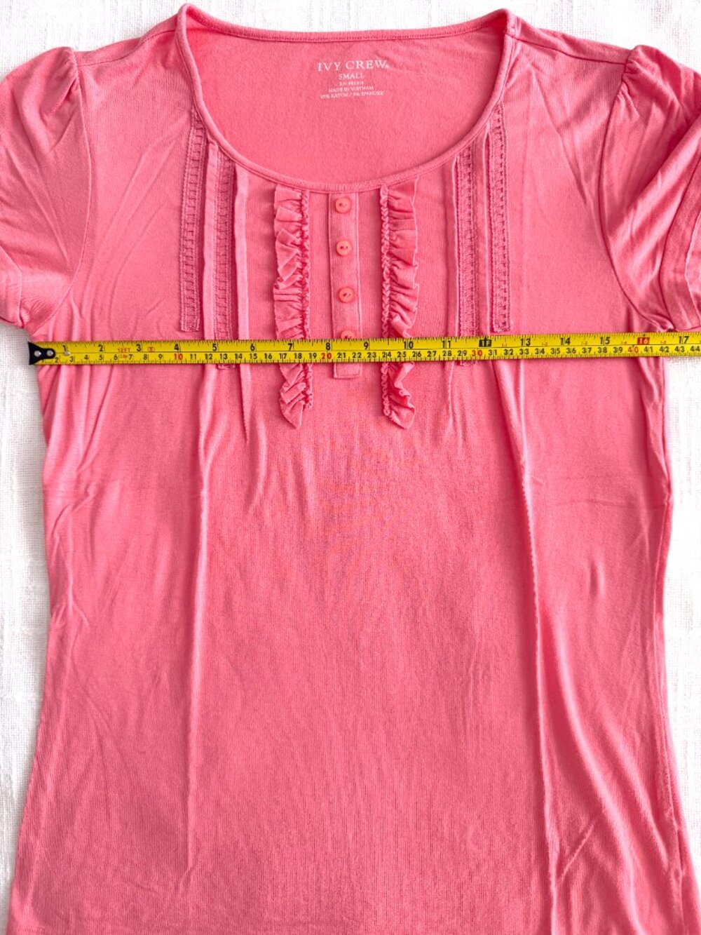 Ivy Crew Pink Ruffle Front Knit Top Crochet Accent Short Sleeve Size S - Picture 11 of 12